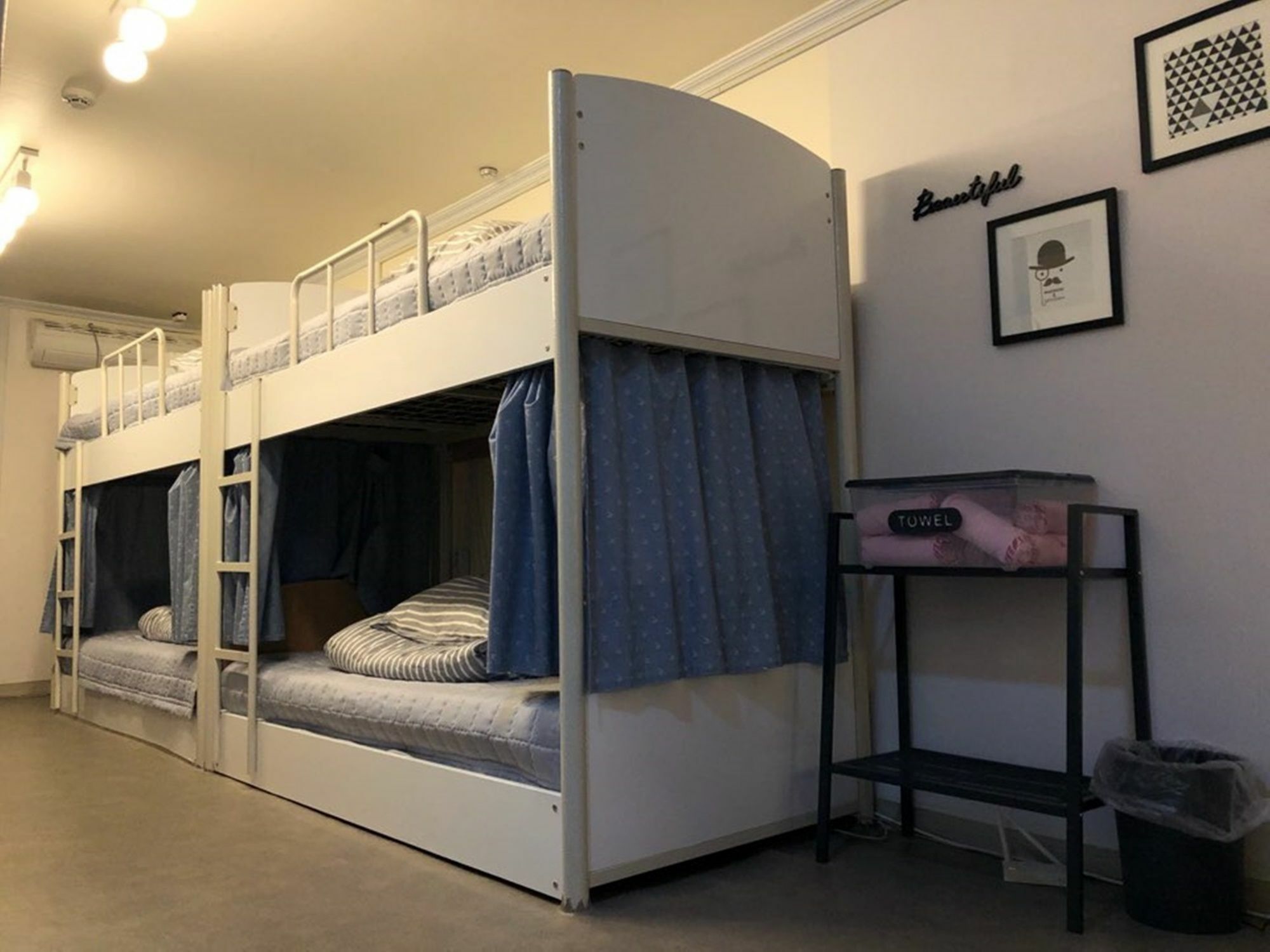 Jun Guesthouse